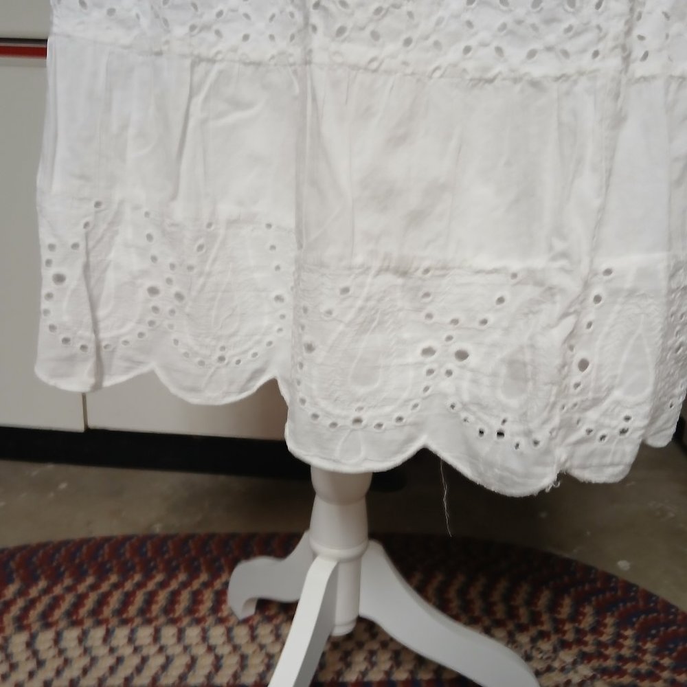 White Studio West Apparel Large Long Flare Skirt - Picture 6 of 12